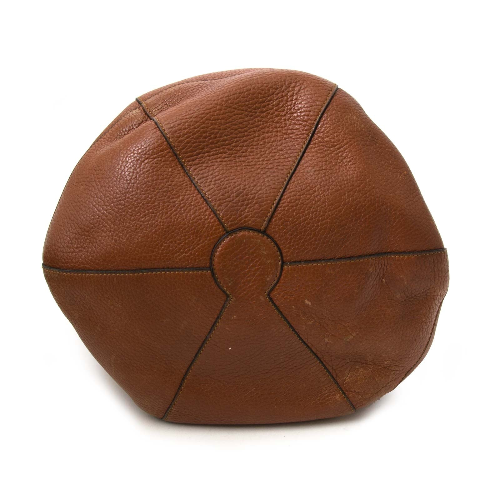 delvaux bucket tas nu online bij labellov vintage mode webshop