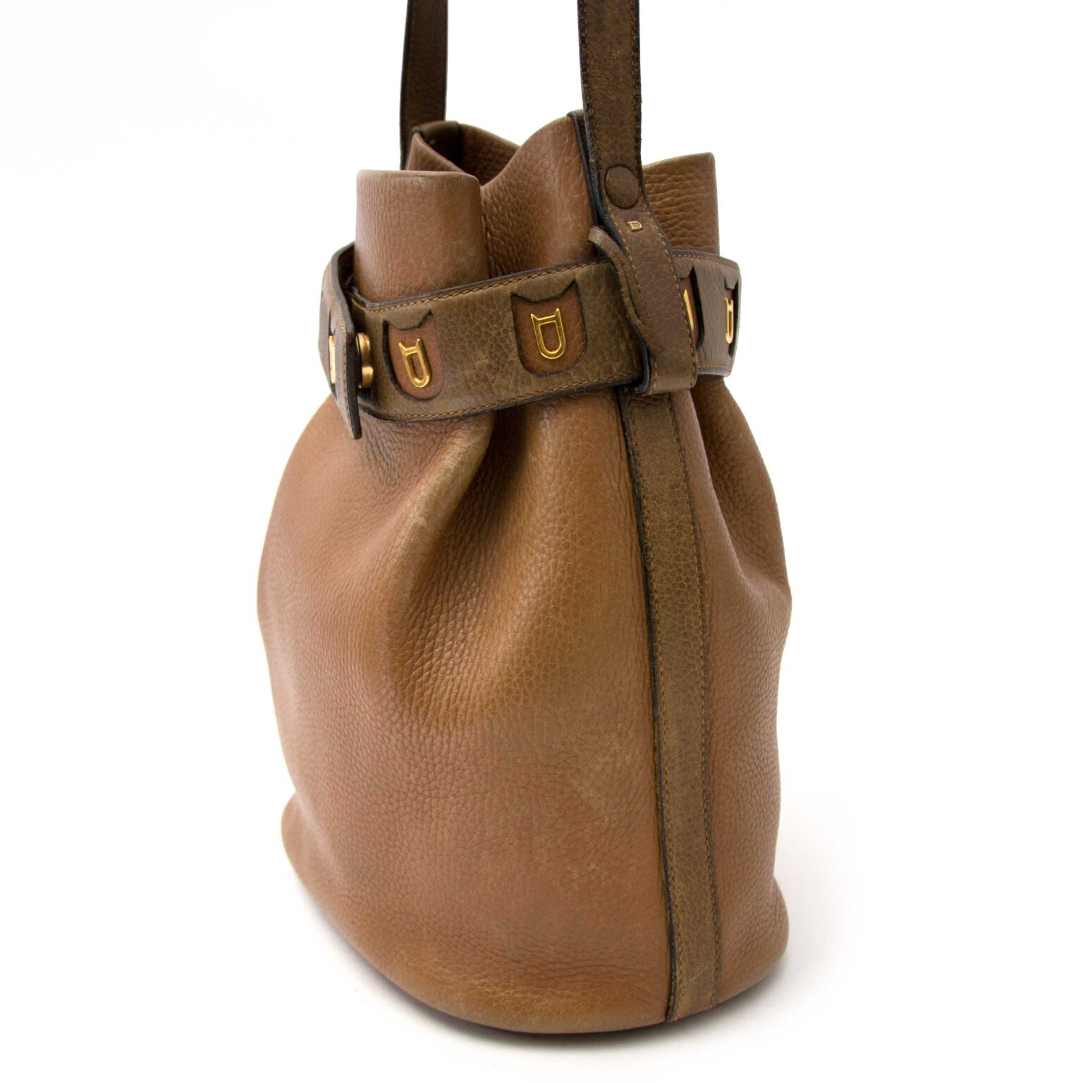 achetez un belle Delvaux sac a main chez labellov.com ou dans notre showroom d'anvers