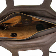 buy designer Delvaux Brown Toile De Cuir Bag for less at Labellov in Antwerp. Safe and secure shopping