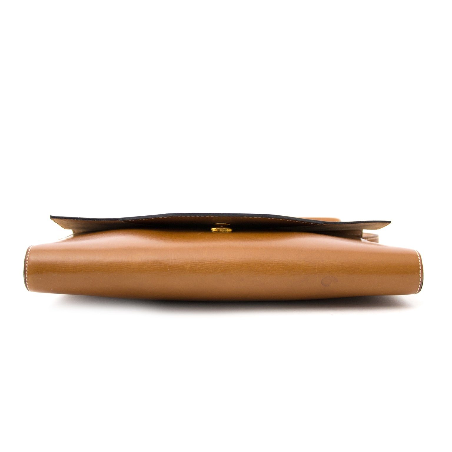 Koop en verkoop uw delvaux cognac schouder tas nu online bij labellov.com tegen de beste prijs