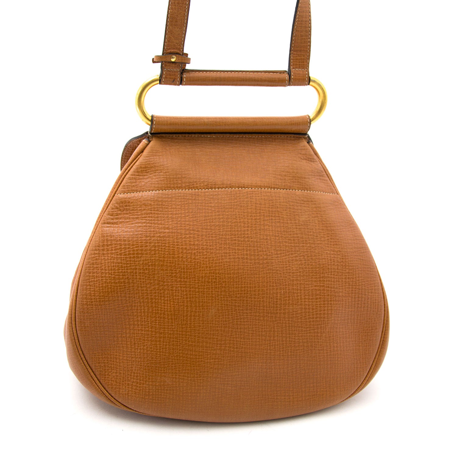 Buy and sell your preloved designer bags for the best rates online at Labellov luxury