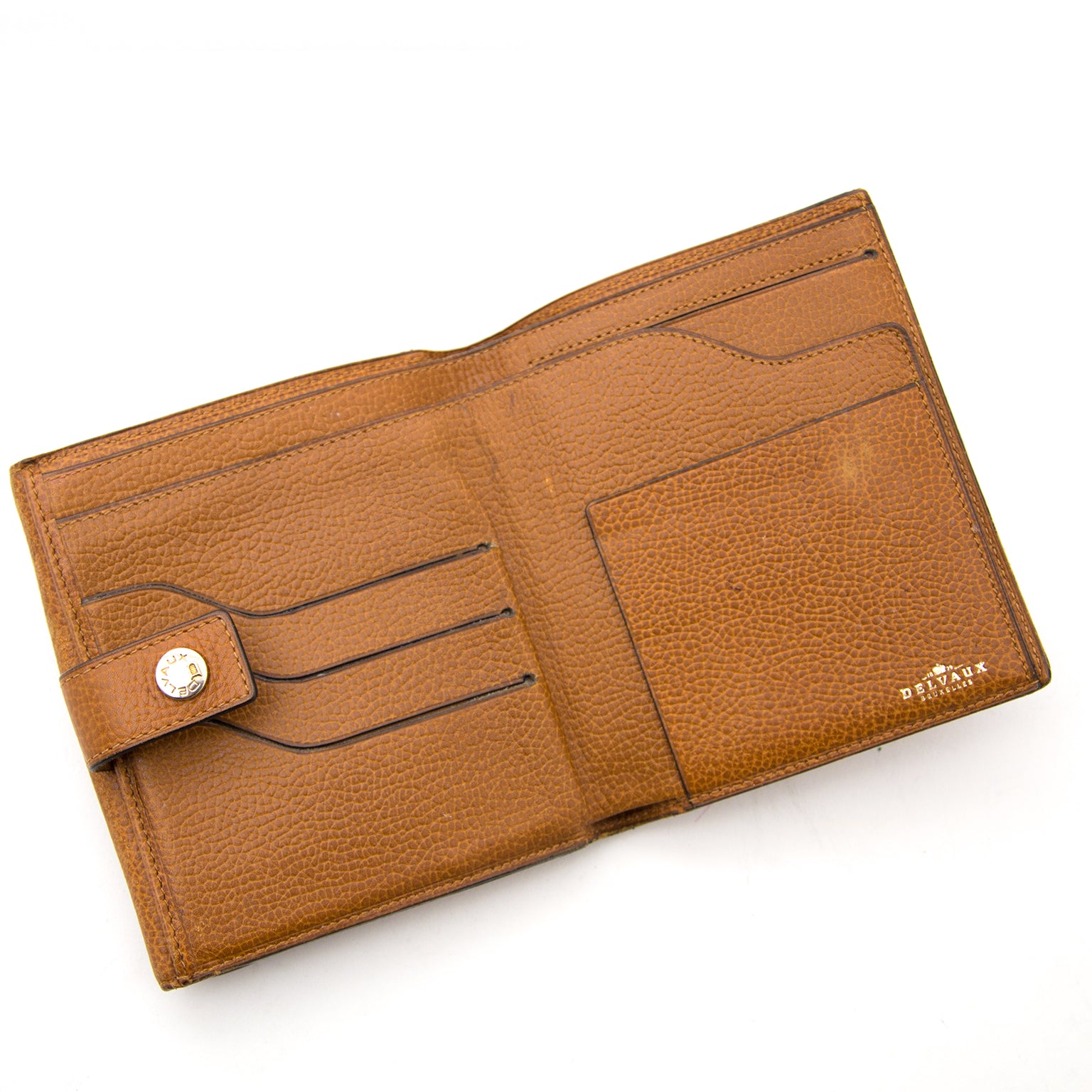 Delvaux portefeuille brun pour le meilleur prix en ligne chez labellov.com