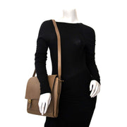 Delvaux Taupe Messenger Grained Leather Bag Buy authentic designer Delvaux secondhand bags at Labellov at the best price. Safe and secure shopping. Koop tweedehands authentieke Delvaux tassen bij designer webwinkel labellov.