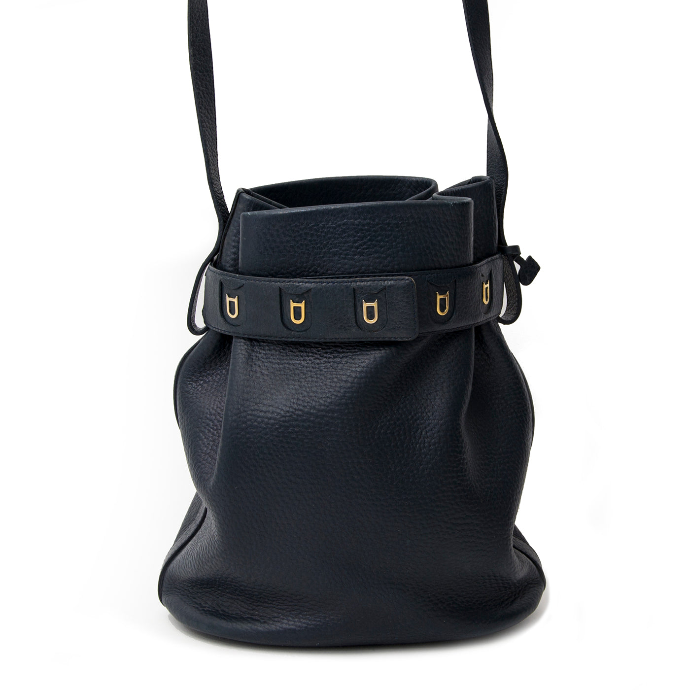 Buy authentic Delvaux Calicot at the right price at LabelLOV vintage webshop. Luxe, vintage, fashion. Safe and secure online shopping. Antwerp, Belgium.