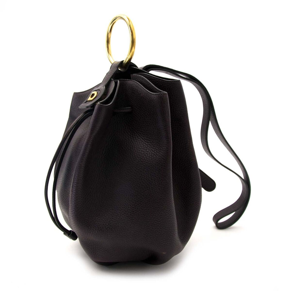 Compra une cartera Delvaux autentica vintage en monogramo de cuero muy en moda para el precio correcto en LabelLOV.