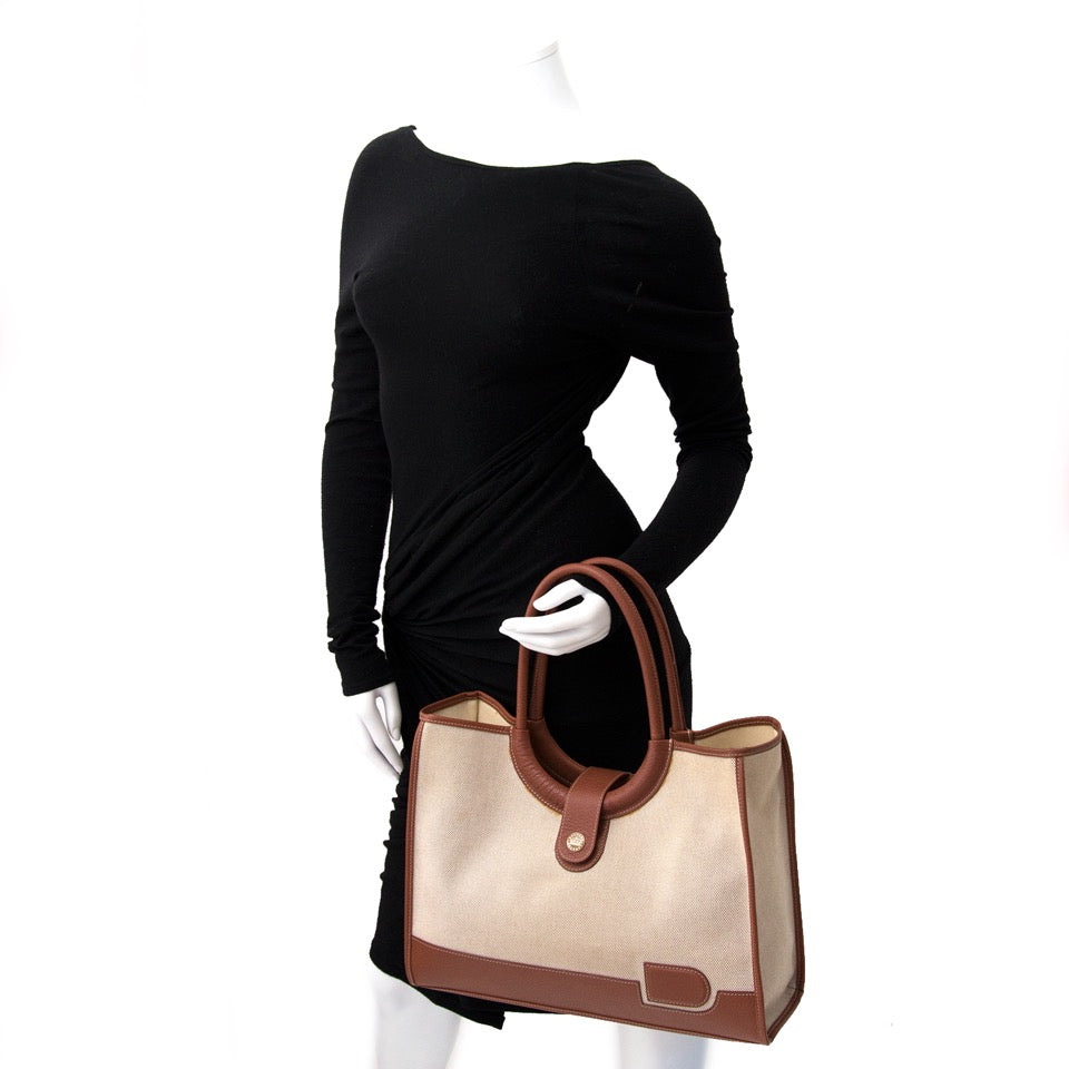 Brand New Delvaux Canvas Leather Shopper for the best price on Labellov