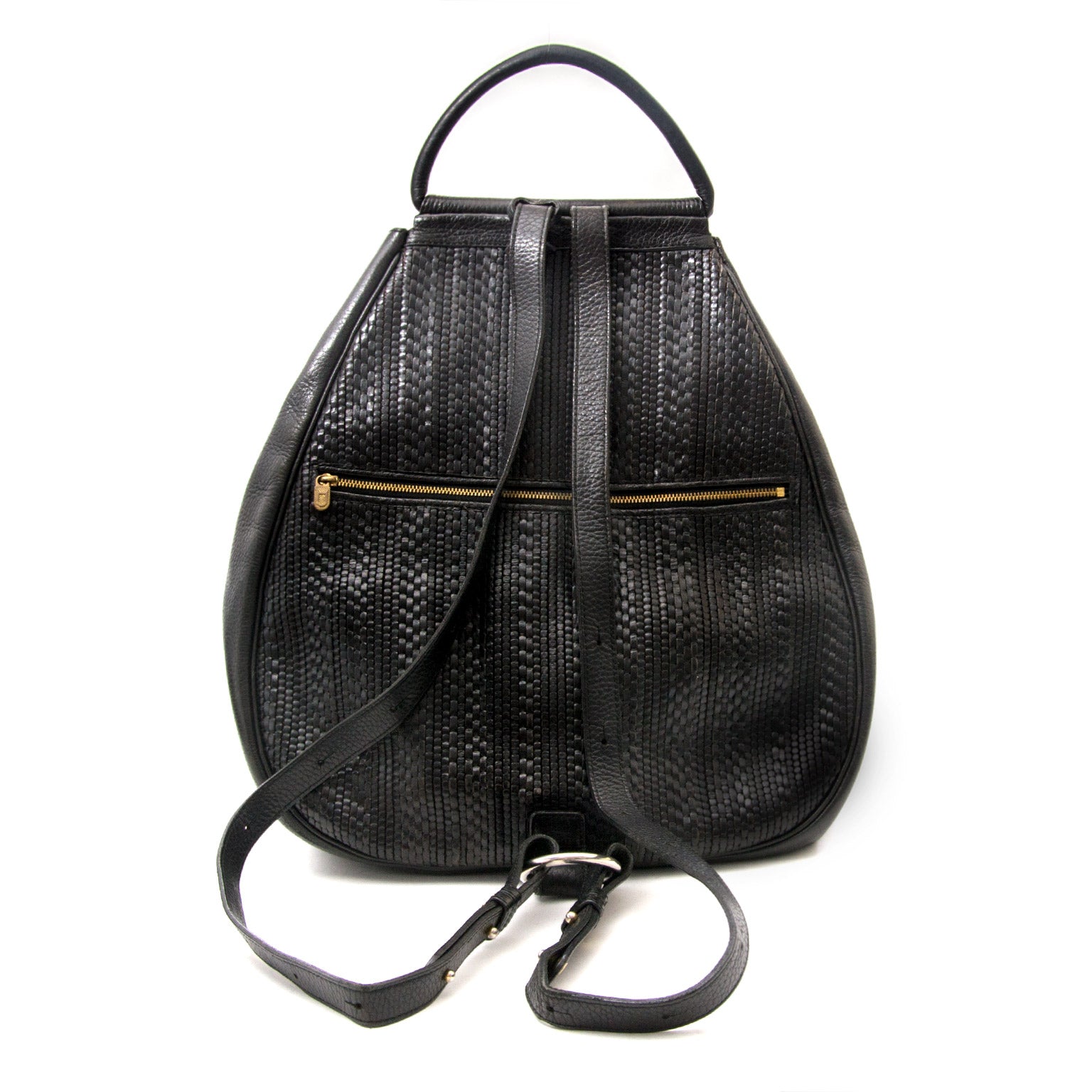 Buy authentic Delvaux black toile de cuire backpack at the right price at LabelLOV vintage webshop. Luxe, vintage, fashion. Safe and secure online shopping. Antwerp, Belgium.