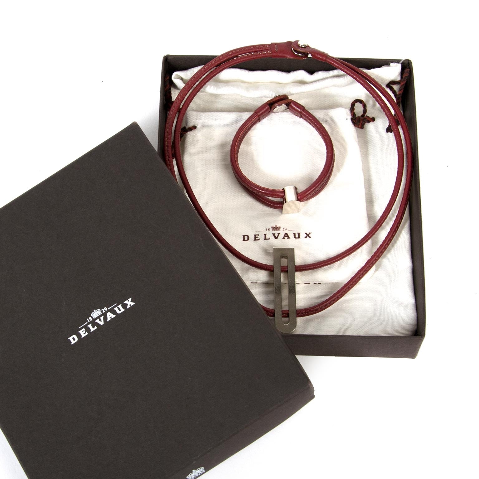 delvaux red leather necklace and bracelet set now for sale at labellov vintage fashion webshop belgium