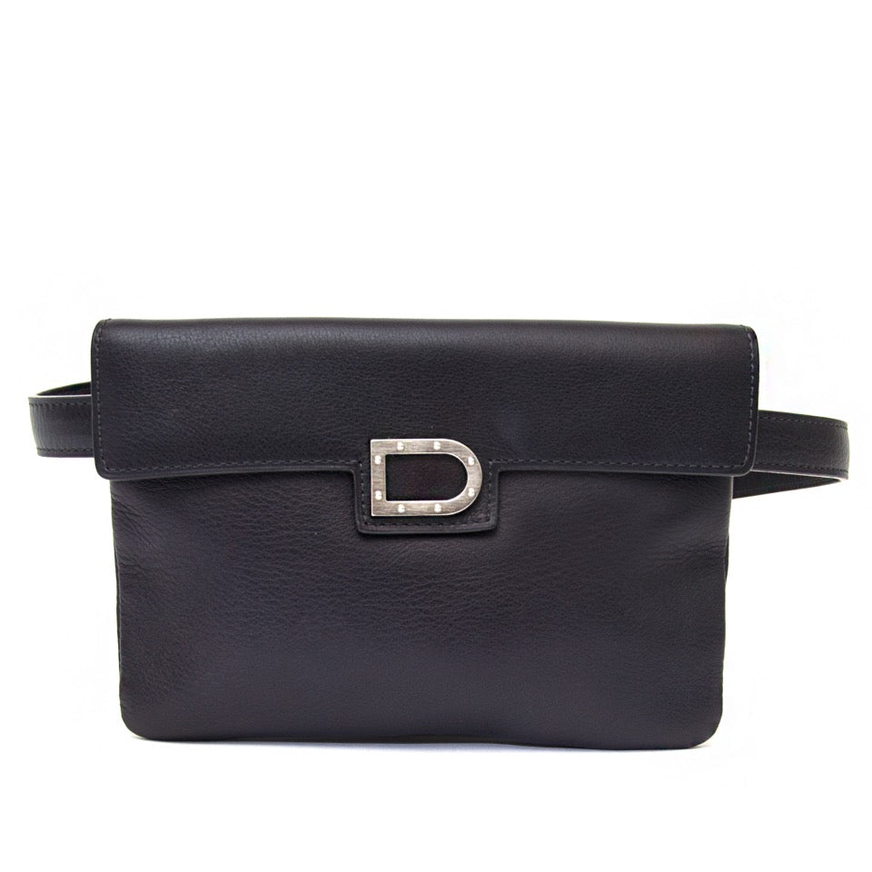 100% authentic Black Delvaux Belt Bag for the best price and with safe and secure shipping worldwide on Labellov Antwerp secondhand luxury