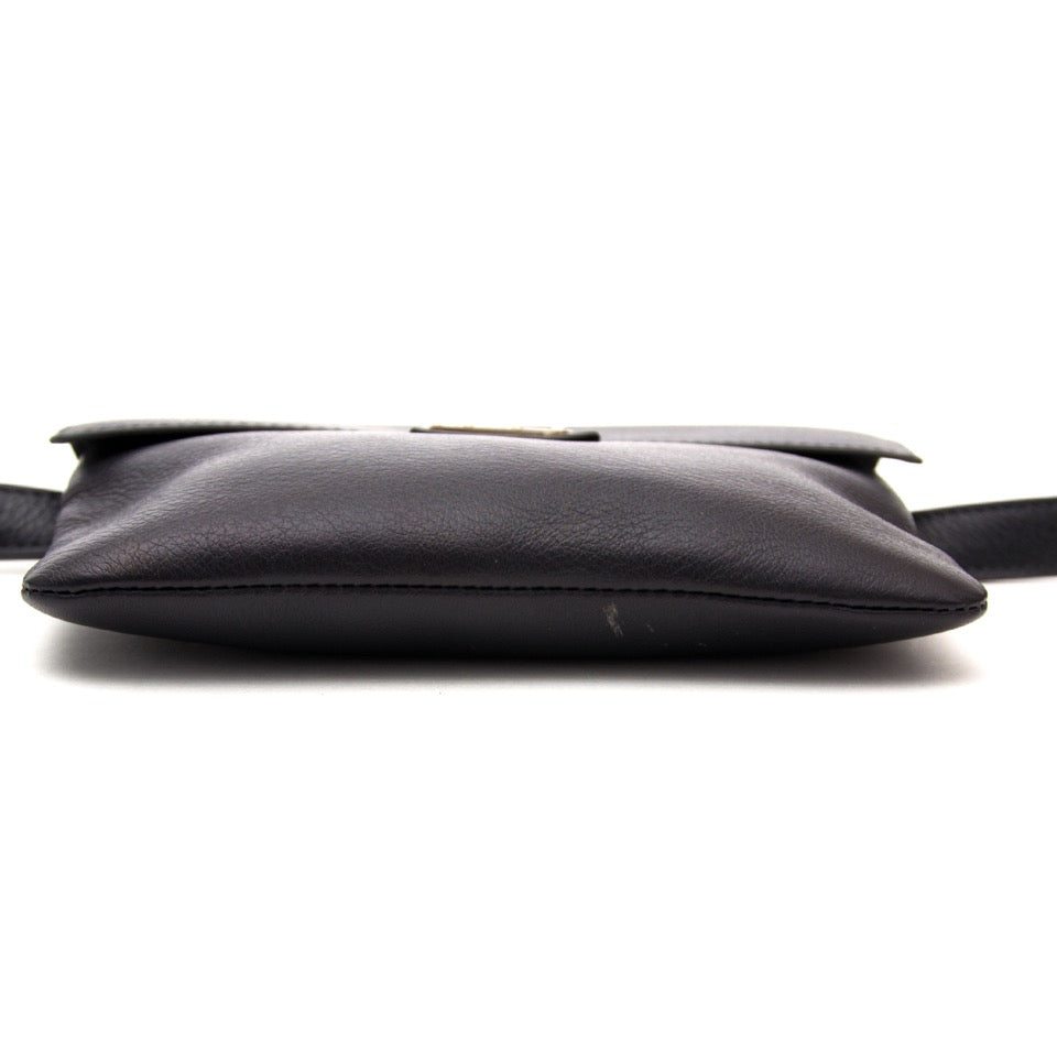 Tweedehands Delvaux accessoire handtas aan de beste prijs bij Labellov vintage online