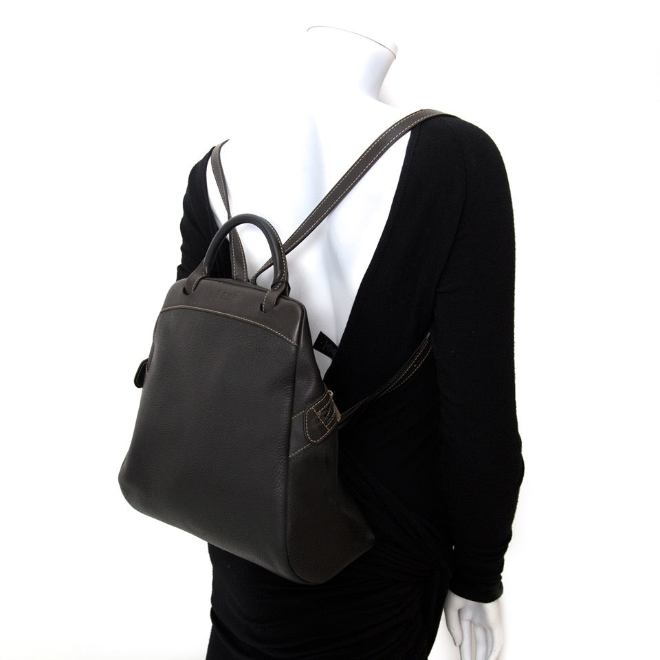 shop your secondhand Deux De Delvaux Black Backpack at the best price