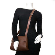 koop authentieke deux de delvaux tassen bij labellov vintage mode webshop belgië