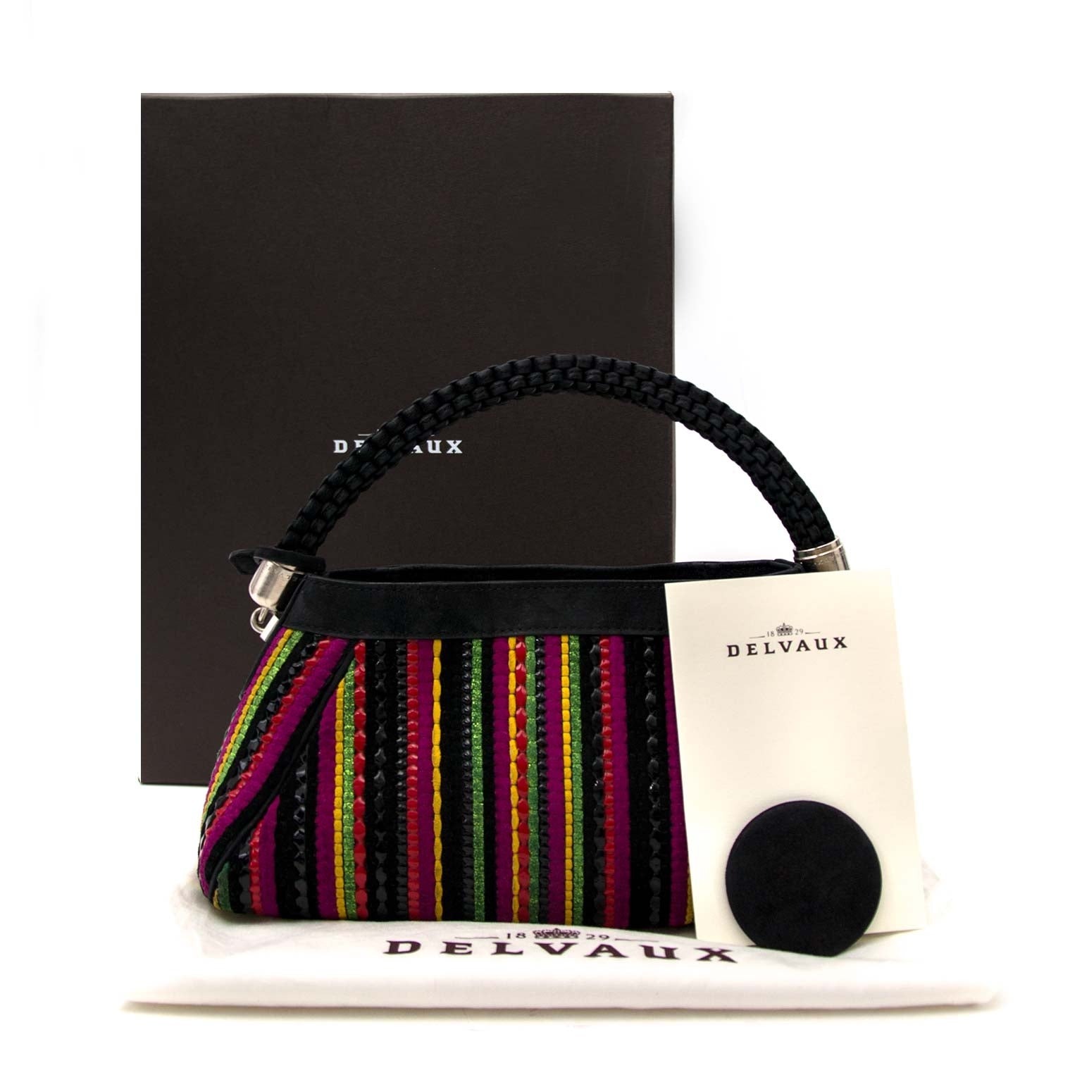 Delvaux Divino Toile de Cuir Lipstick Palette Buy authentic designer Delvaux secondhand bags at Labellov at the best price. Safe and secure shopping. Koop tweedehands authentieke Delvaux tassen bij designer webwinkel labellov.