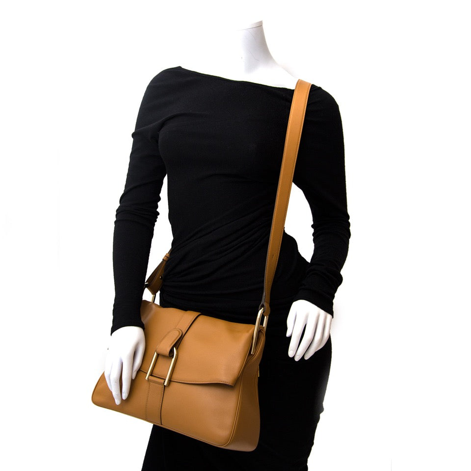 Delvaux Cognac Givry Shoulder Bag aan de beste prijs Delvaux Cognac Givry Shoulder Bag
