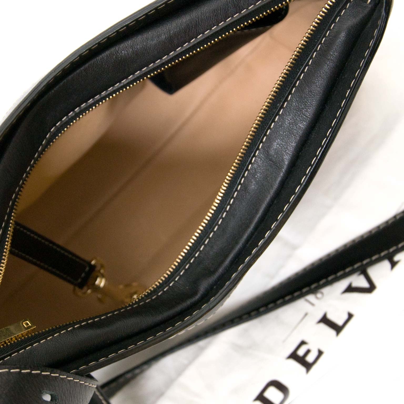 delvaux noir grand polo sac à vendre labellov vintage webshop de mode