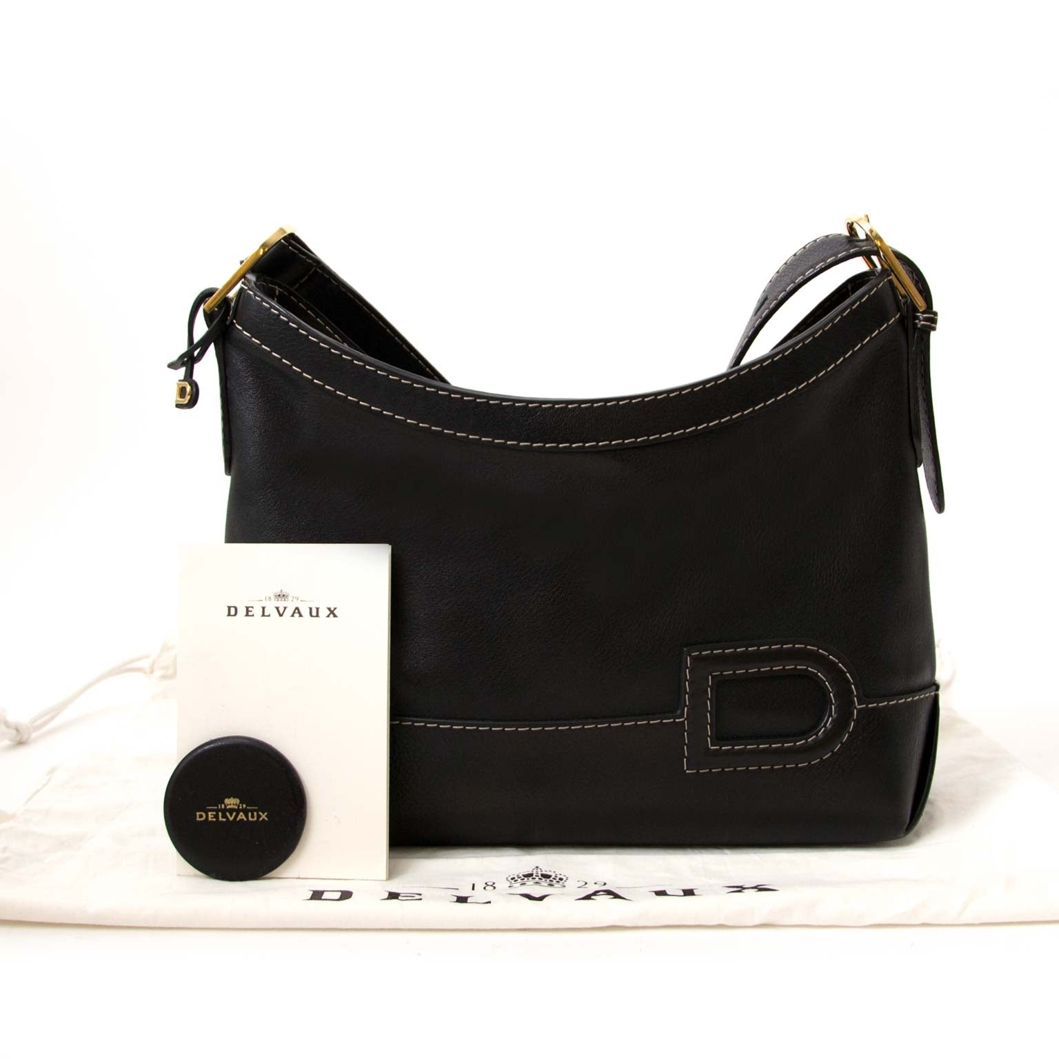 safe online shopping at labellov vintage fashion webshop with delvaux grand polo bags