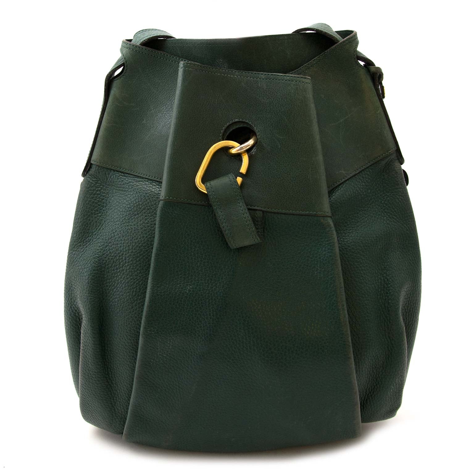 Buy authentic Delvaux bags at Labellov vintage webshop