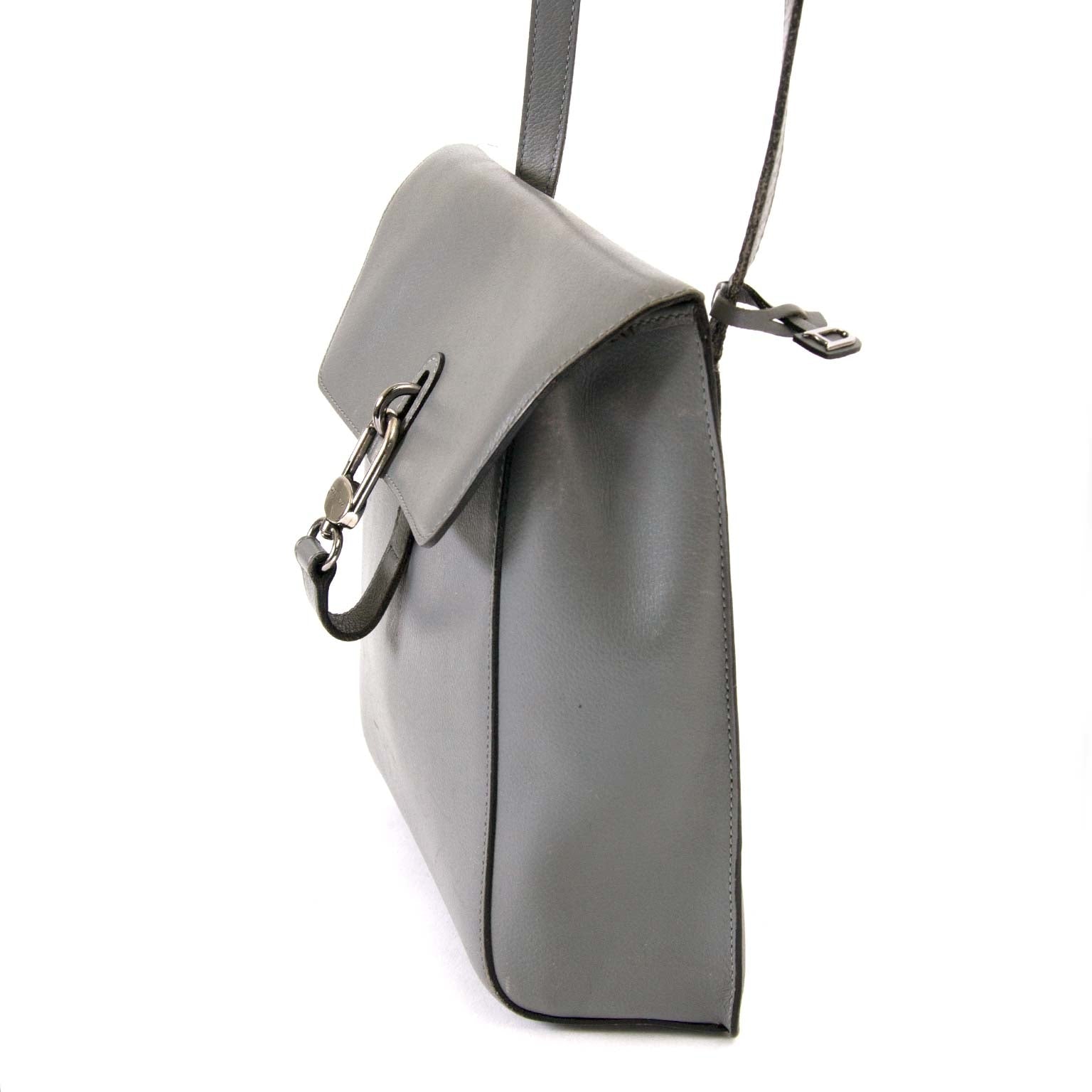 Delvaux Grey Leather Crossbody Bag te koop bij Labellov tweedehands