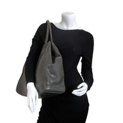 achetez Delvaux Grey Shoulderbag chez labellov.com