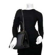 Bent u op zoek naar een authentieke designer Delvaux Black Illusion Handbag?