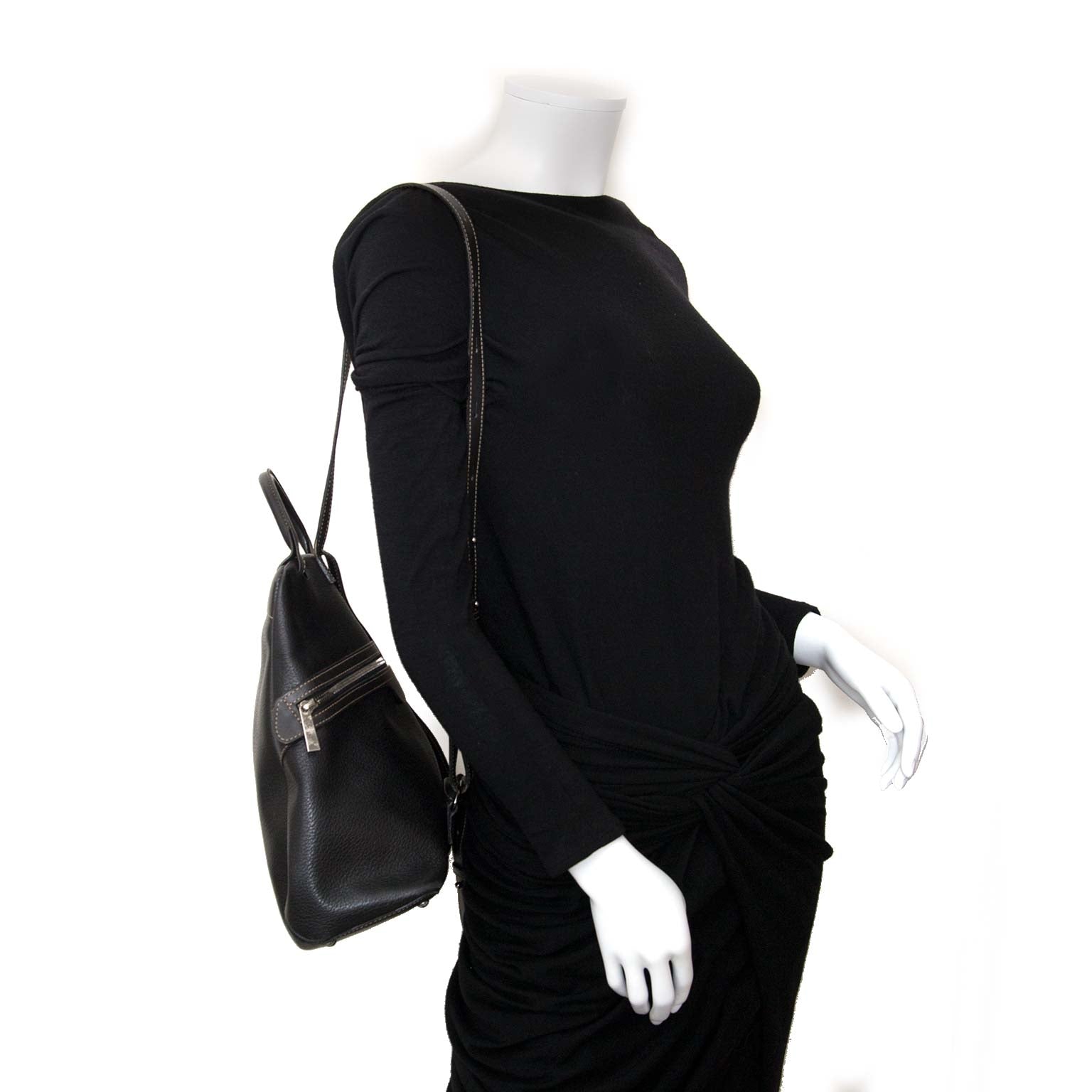 tweedehands Deux De Delvaux Black Leather Backpack te koop bij labellov
