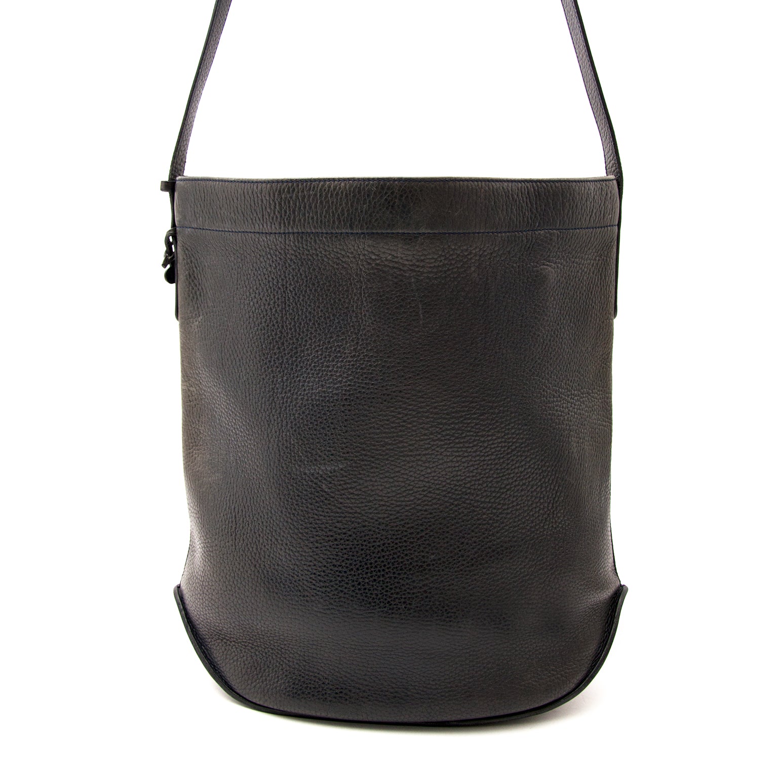 Koop een tweedehands Delvaux Blue Le Pin MM online