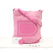Acheter en ligne chez labellov.com for the best price Delvaux rose allure nubuck le pin