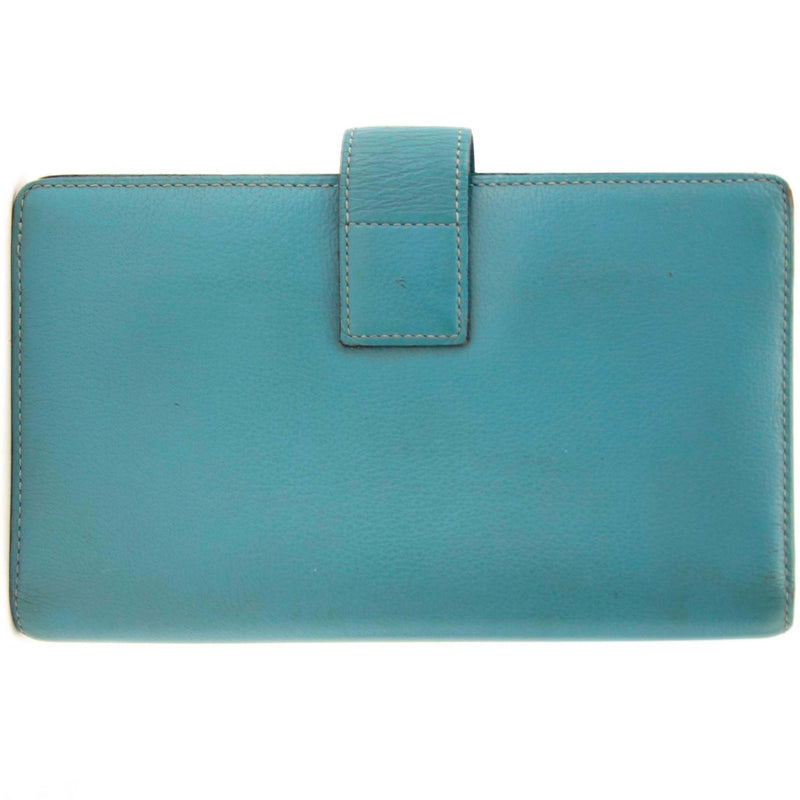 buy secondhand authentic delvaux light blue wallet at Labellov, online vintage webshop. Safe and secure shopping.
