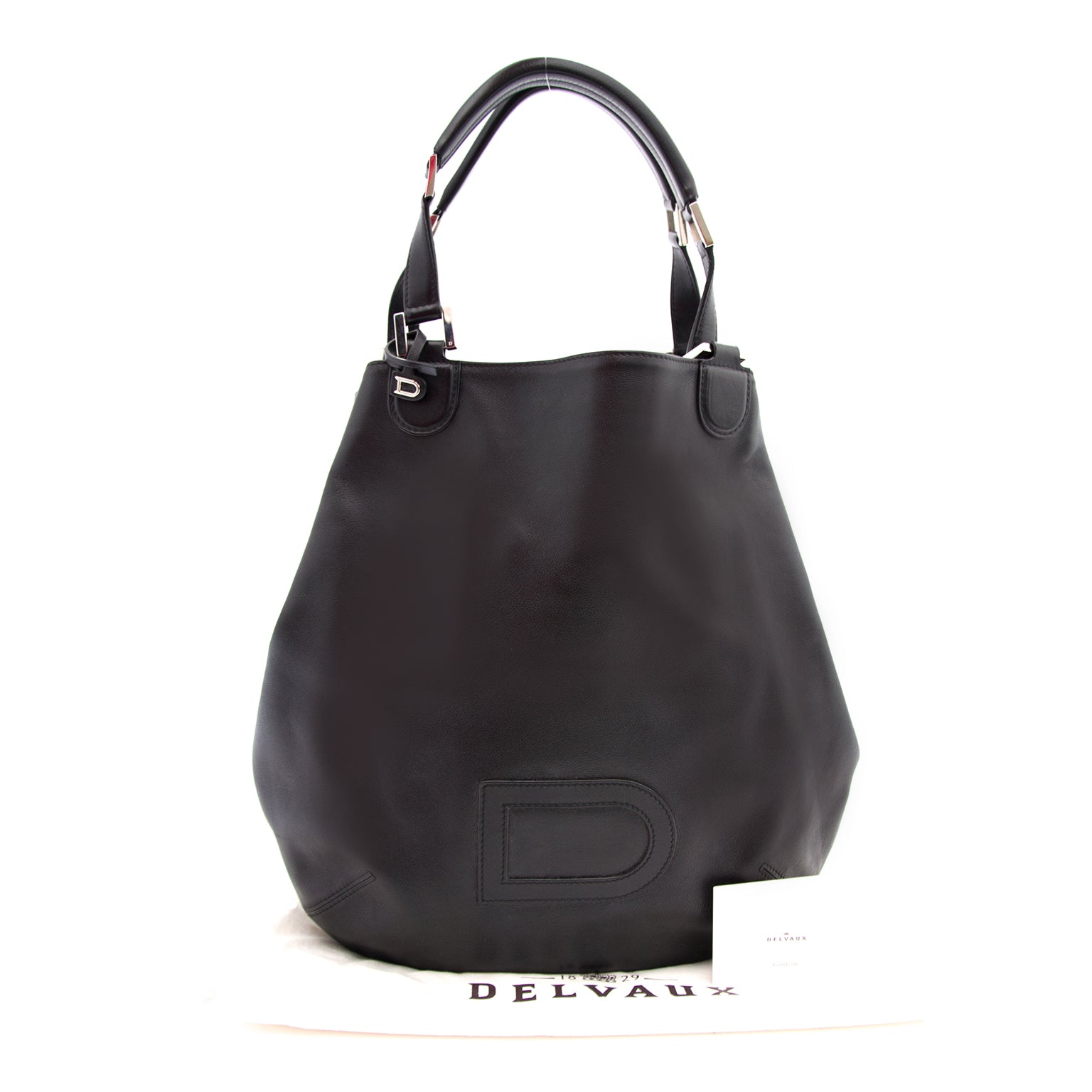 We buy and sell your authentic Delvaux Louise Cabas Polo Noir for the best price online
