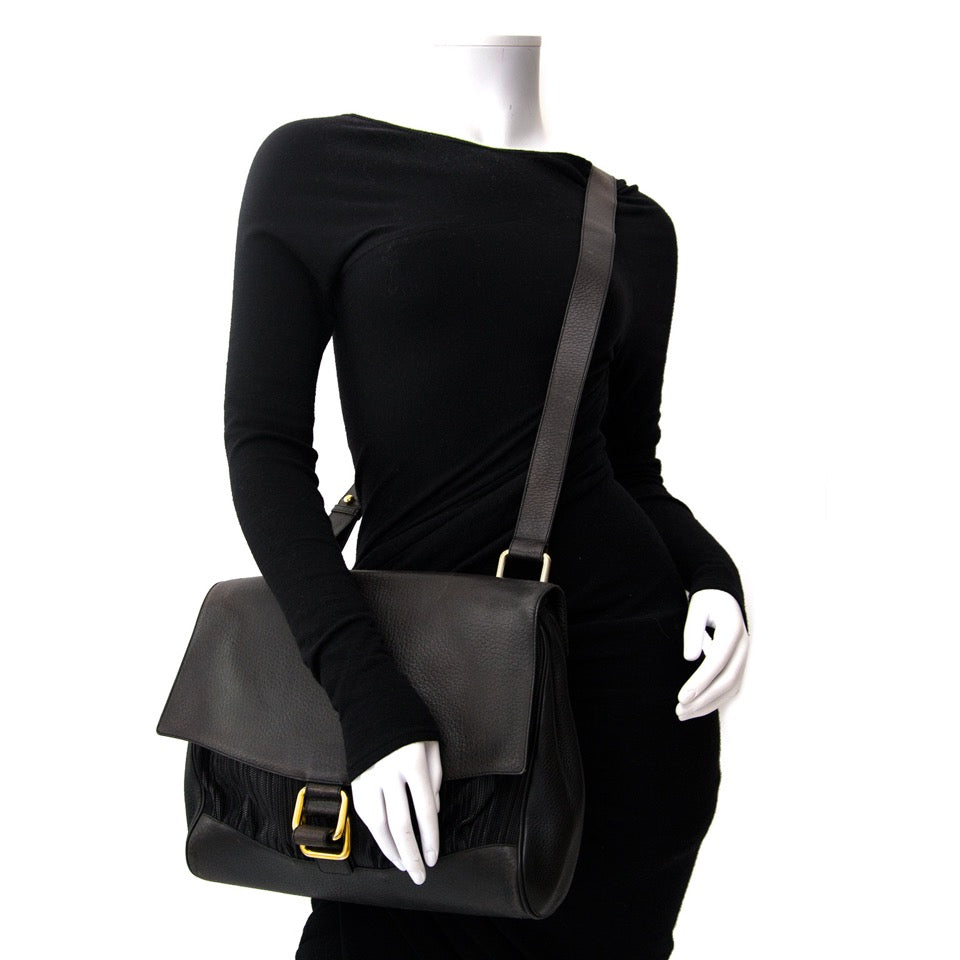 Looking for your designer bag? We sell your Delvaux Black Leather Shoulder Bag for the best price.
