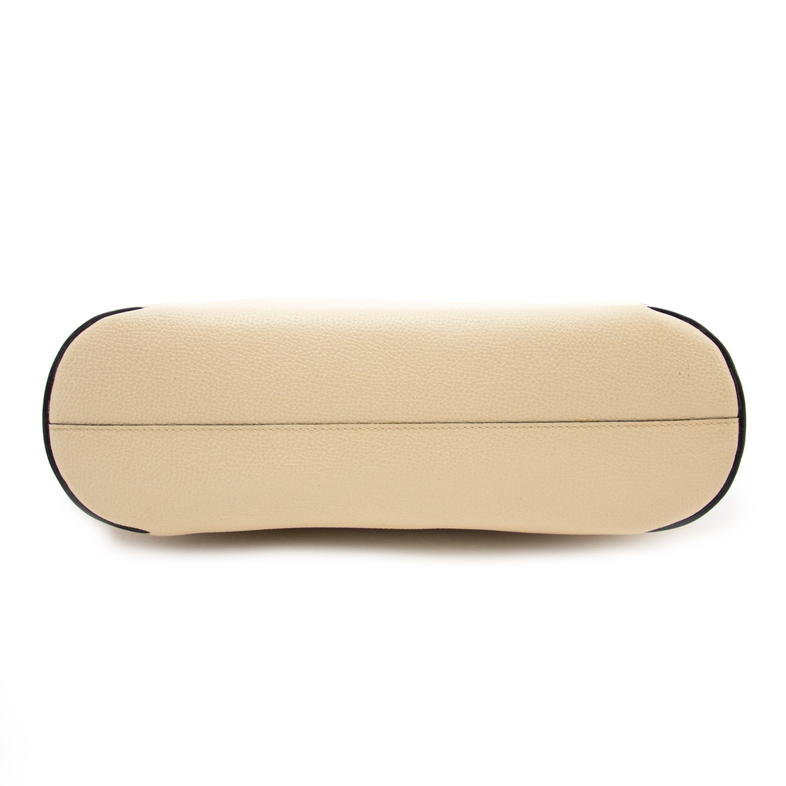 Delvaux Mousson Cream Schulterhandtasche Auf Leder heute online auf labellov.com gegen den besten Preis.