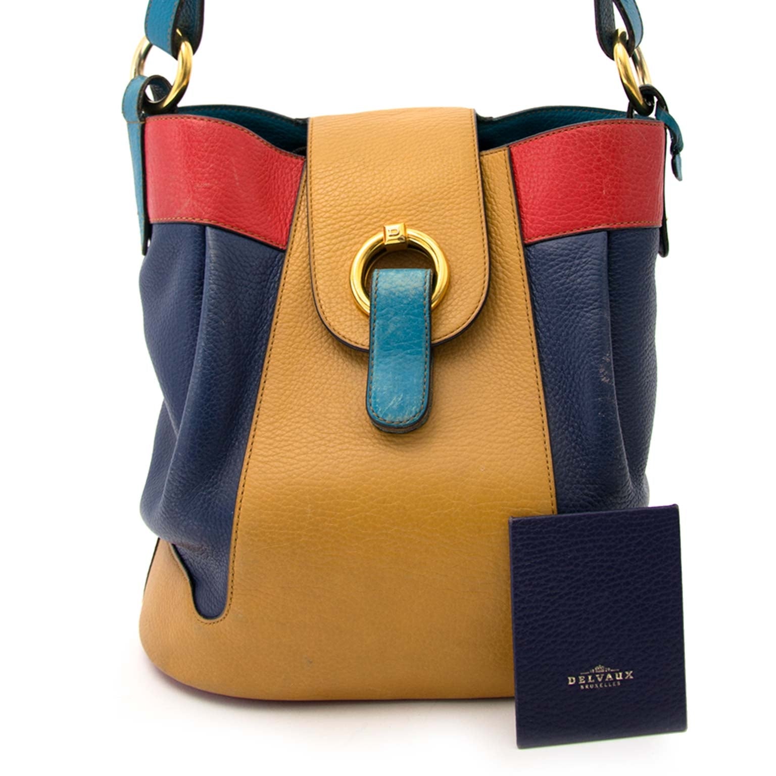 Koop en verkoop uw authentieke designer handtassen aan de beste prijs bij Labellov.