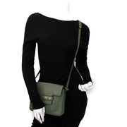 Koop en verkoop uw 100% authentieke Delvaux Olive Shoulder Bag aan de beste prijs online bij Labellov