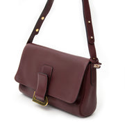 Buy authentic Delvaux at the right price at LabelLOV vintage webshop. Luxe, vintage, fashion. Safe and secure online shopping. Antwerp, Belgium.