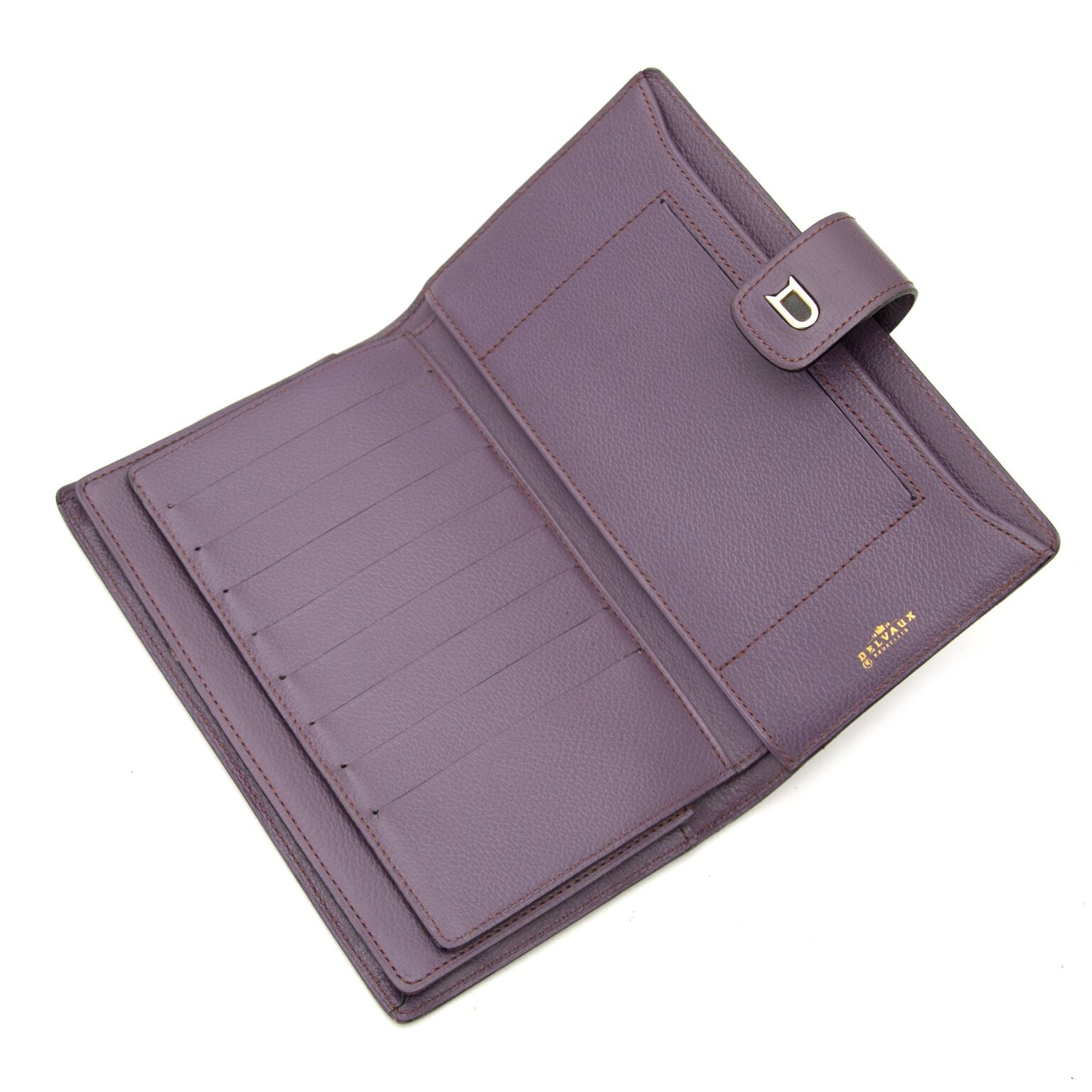 Buy vintage delvaux in good condition on labellov.com
