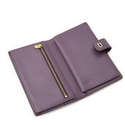 Achetez maintenant cette belle portefeuille de Delvaux dans labellov.com