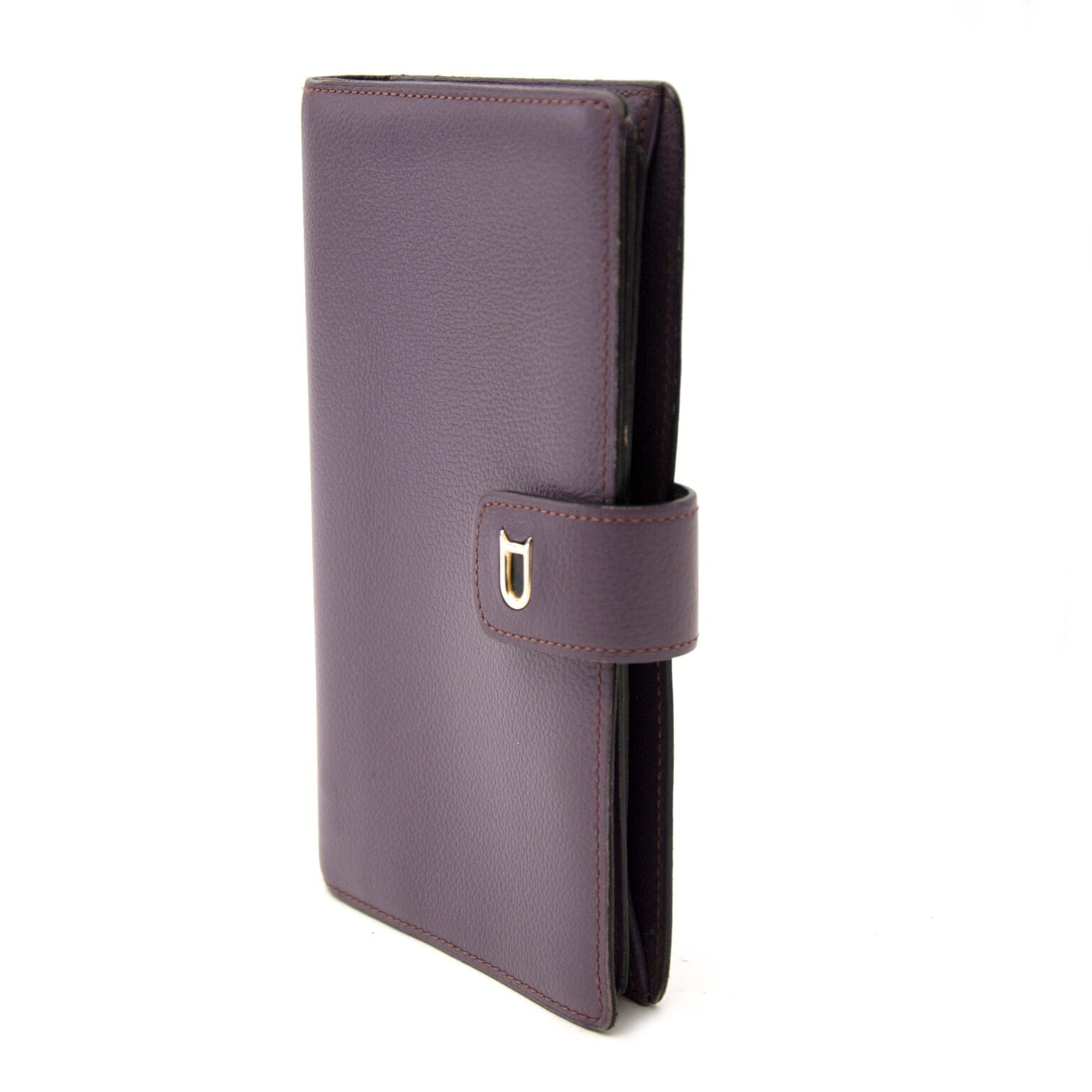 Deze prachtige portefeuille van Delvaux nu online op labellov.com