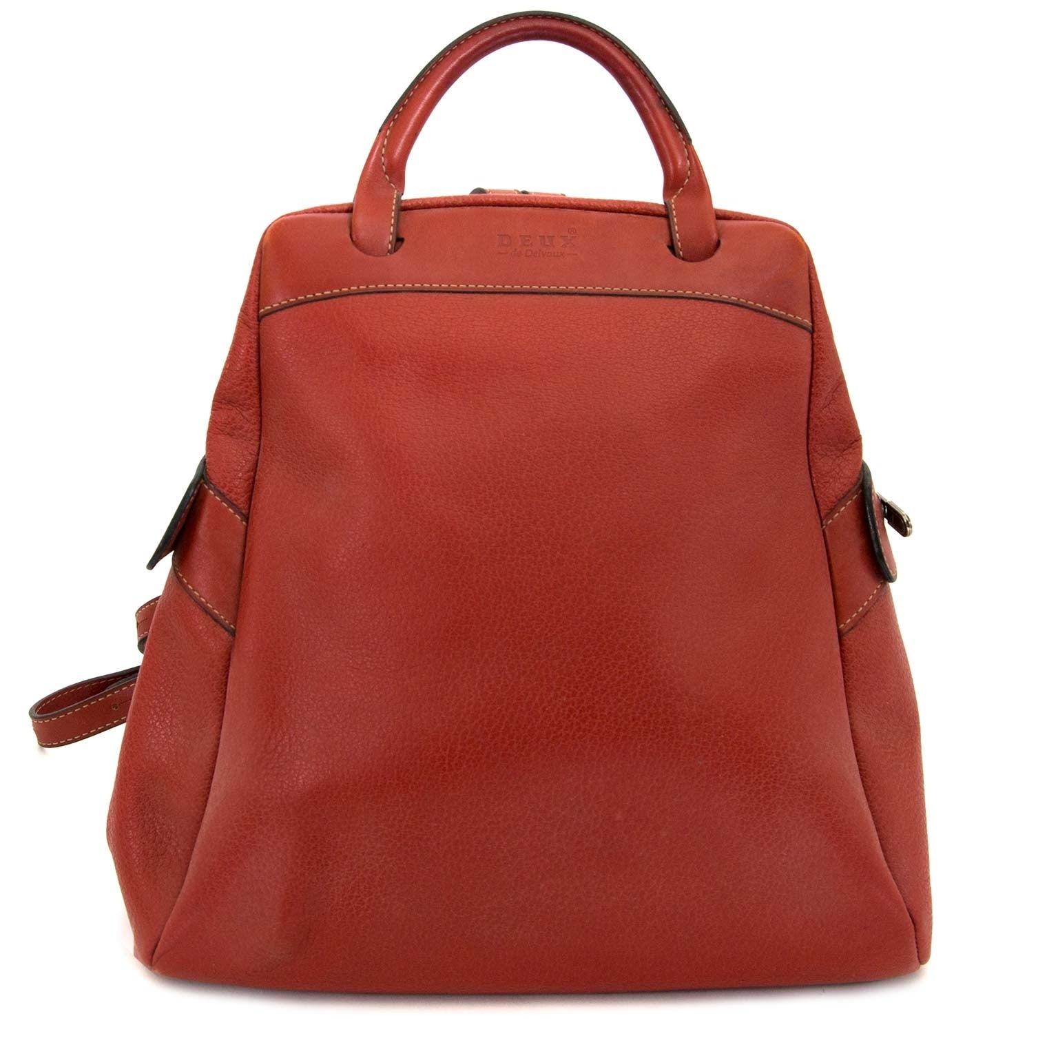authentieke Deux De Delvaux Red Leather Backpack nu te koop bij labellov antwerpen aan de beste prijs