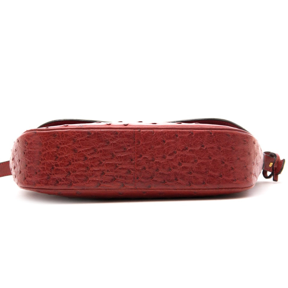 Koop uw Delvaux Red Autruche Shoulder Bag aan de beste prijs