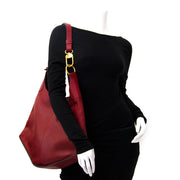 Delvaux Bordeaux Satan Shoulder Bag kopen en verkopen, veilig en gemakkelijk online