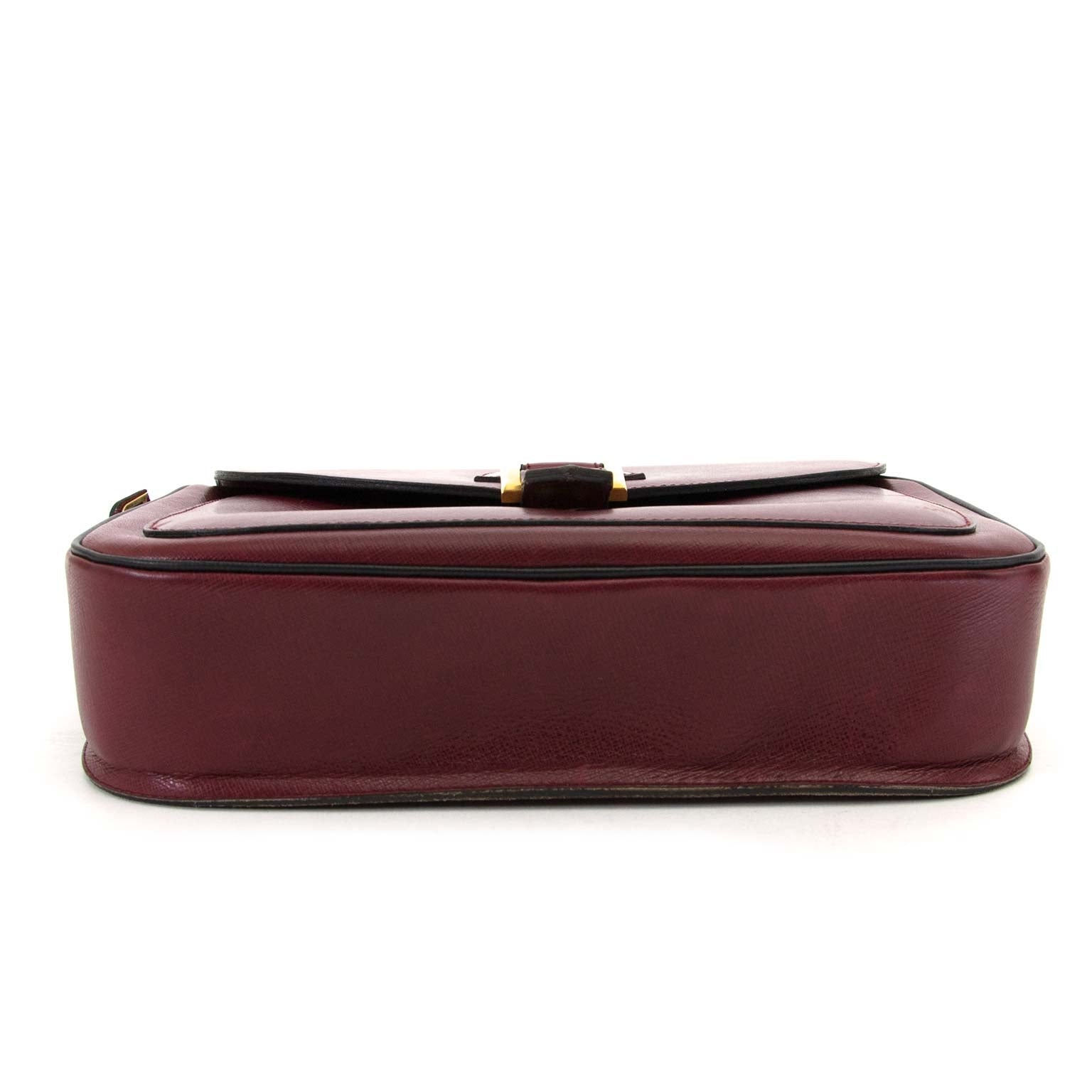 buy and sell second hand Delvaux Red Leather Shoulder Bag at labellov vintage online shop