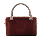 Vintage Delvaux boston bags for the best price at Labellov webshop. Safe and secure online shopping with 100% authenticity. Vintage Delvaux boston sac à main pour le meilleur prix.
