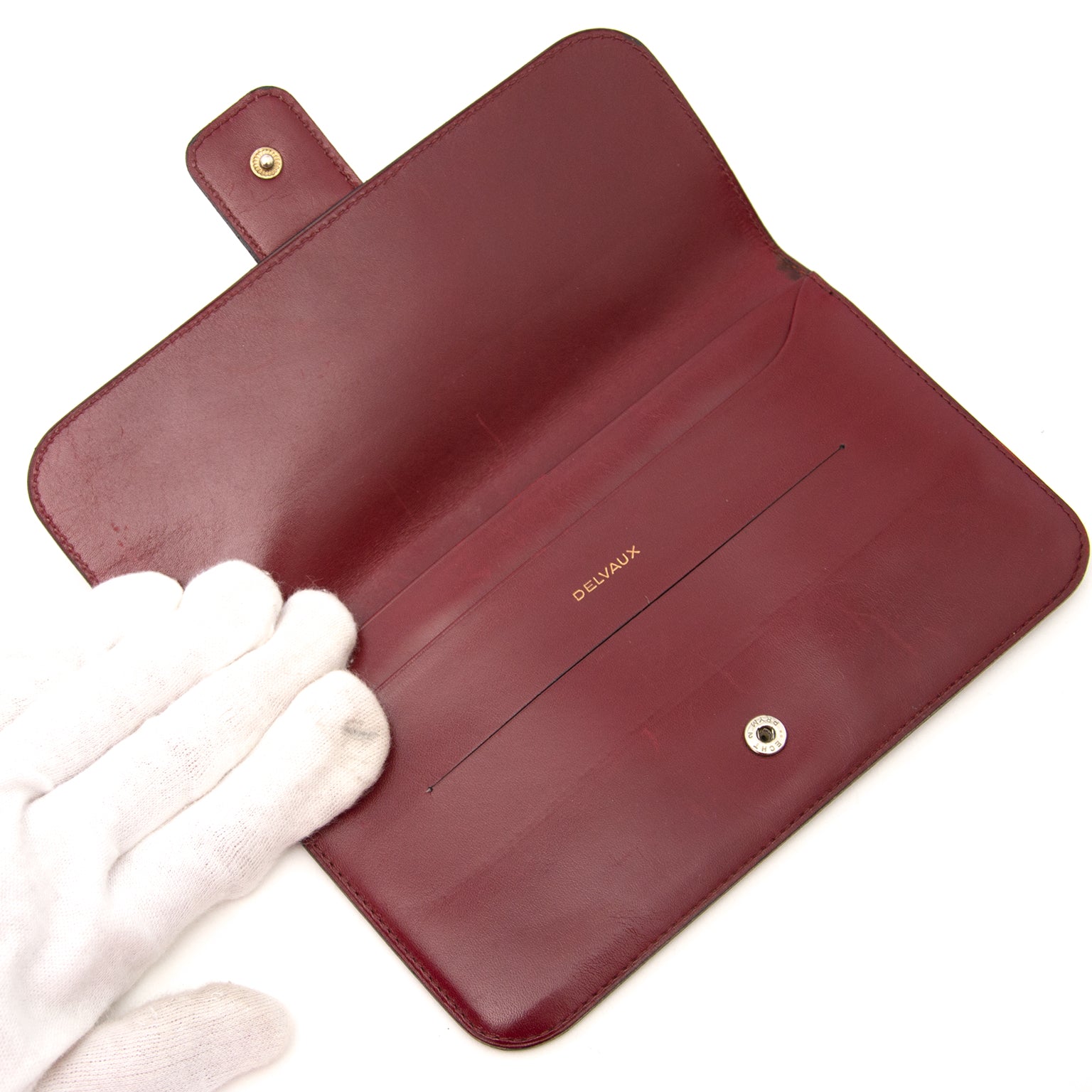 Acheter secur en ligne votre portefeuille en cuir de Delvaux pour le meilleur prix