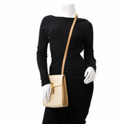 Bent u op zoek naar een iconische handtas van Delvaux? Koop en verkoop online.