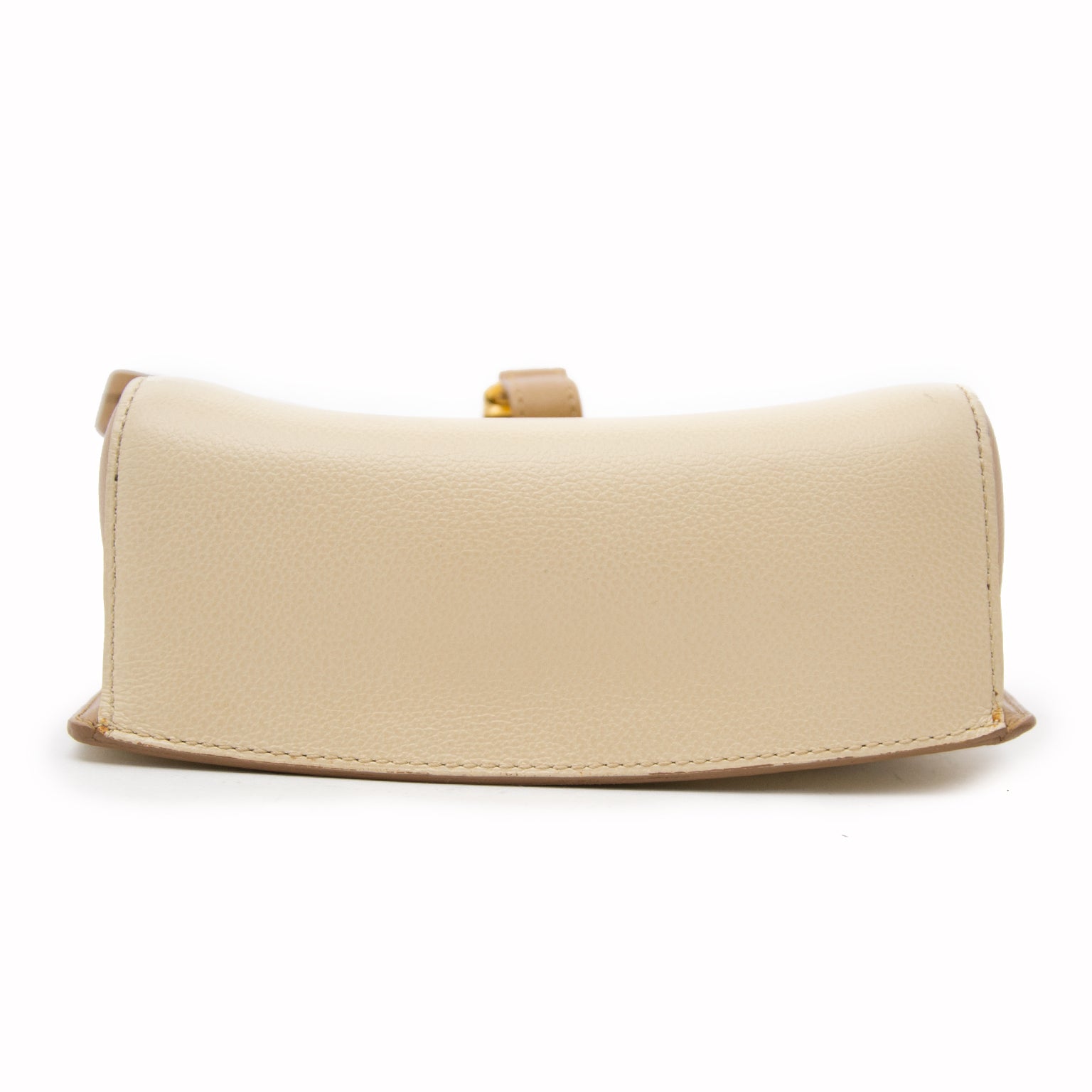 Looking for a Delvaux 'Rubis' Jumping Ivoire? Buy safe and secure with worldwide shopping.