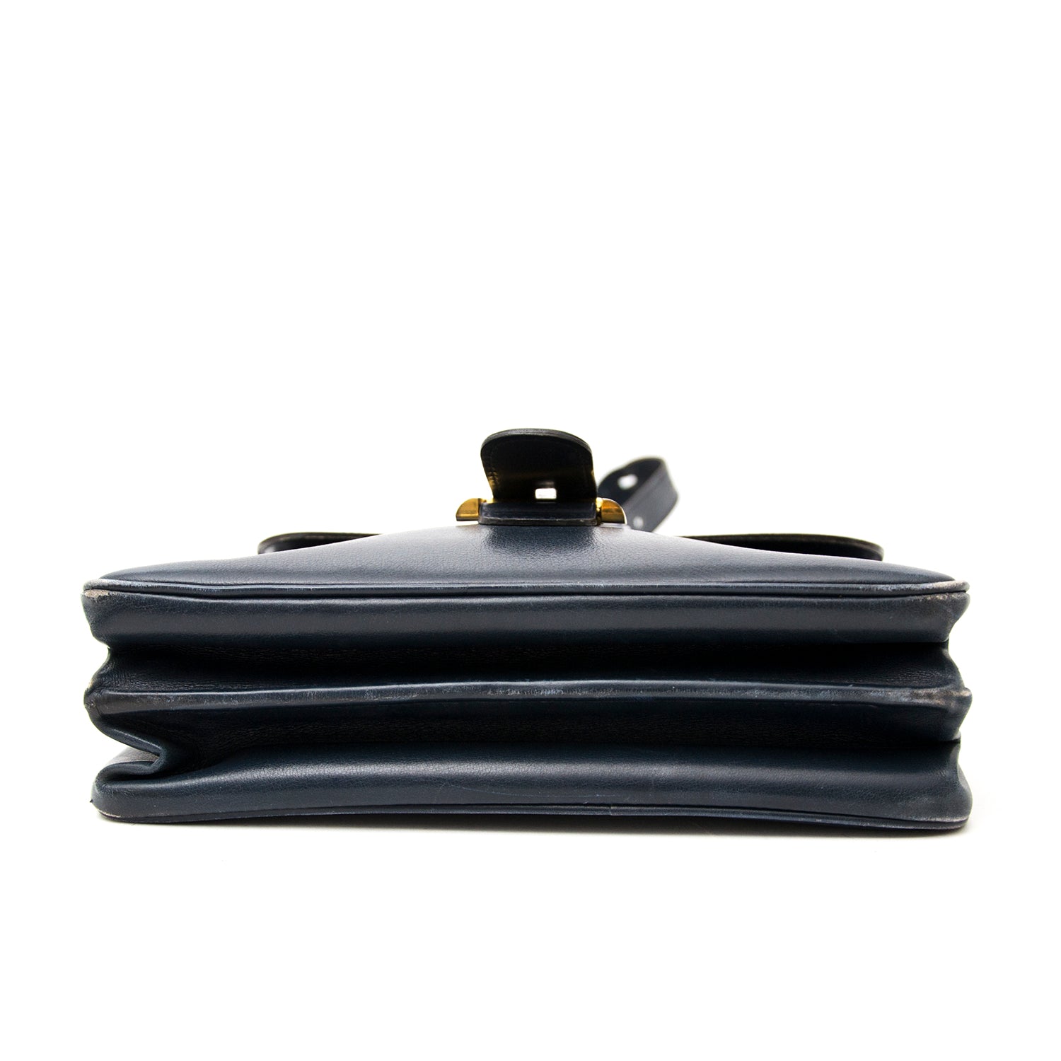 Vintage Delvaux shoulder bag for the best price at Labellov webshop. Safe and secure online shopping with 100% authenticity. Vintage Delvaux sac à epaule pour le meilleur prix.