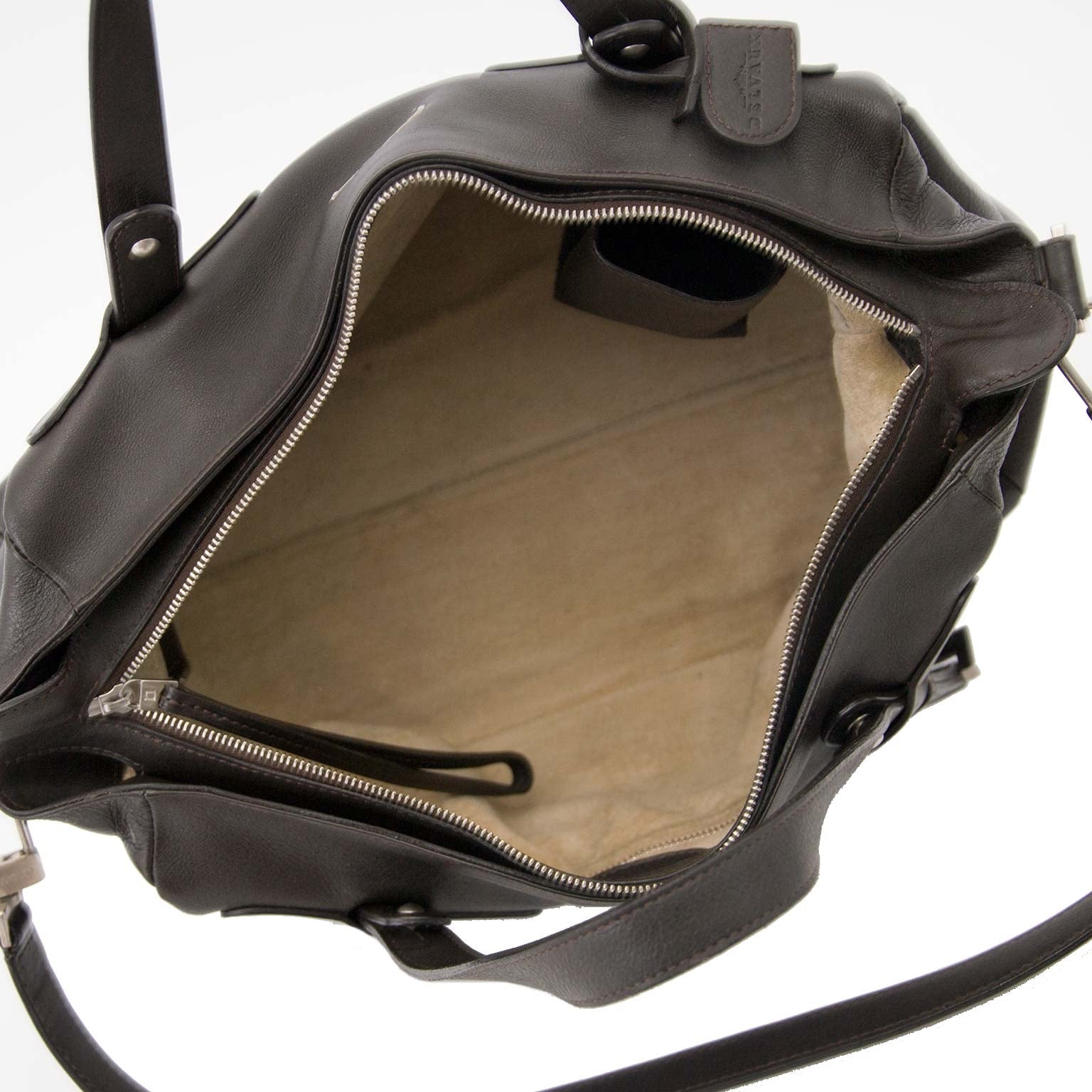 koop tweedehands delvaux st germain handbag aan veilige prijs bij Labellov in Antwerpen.
