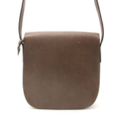 Achetez maintenant le Delvaux Taupe Crossbody Bag en ligne www.labellov.com, seconde main et vintage.