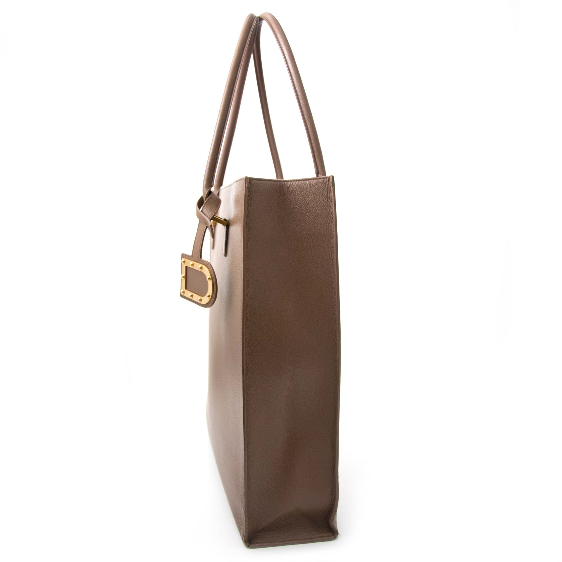 Achetez Delvaux sac à main authentique taupe chez Labellov