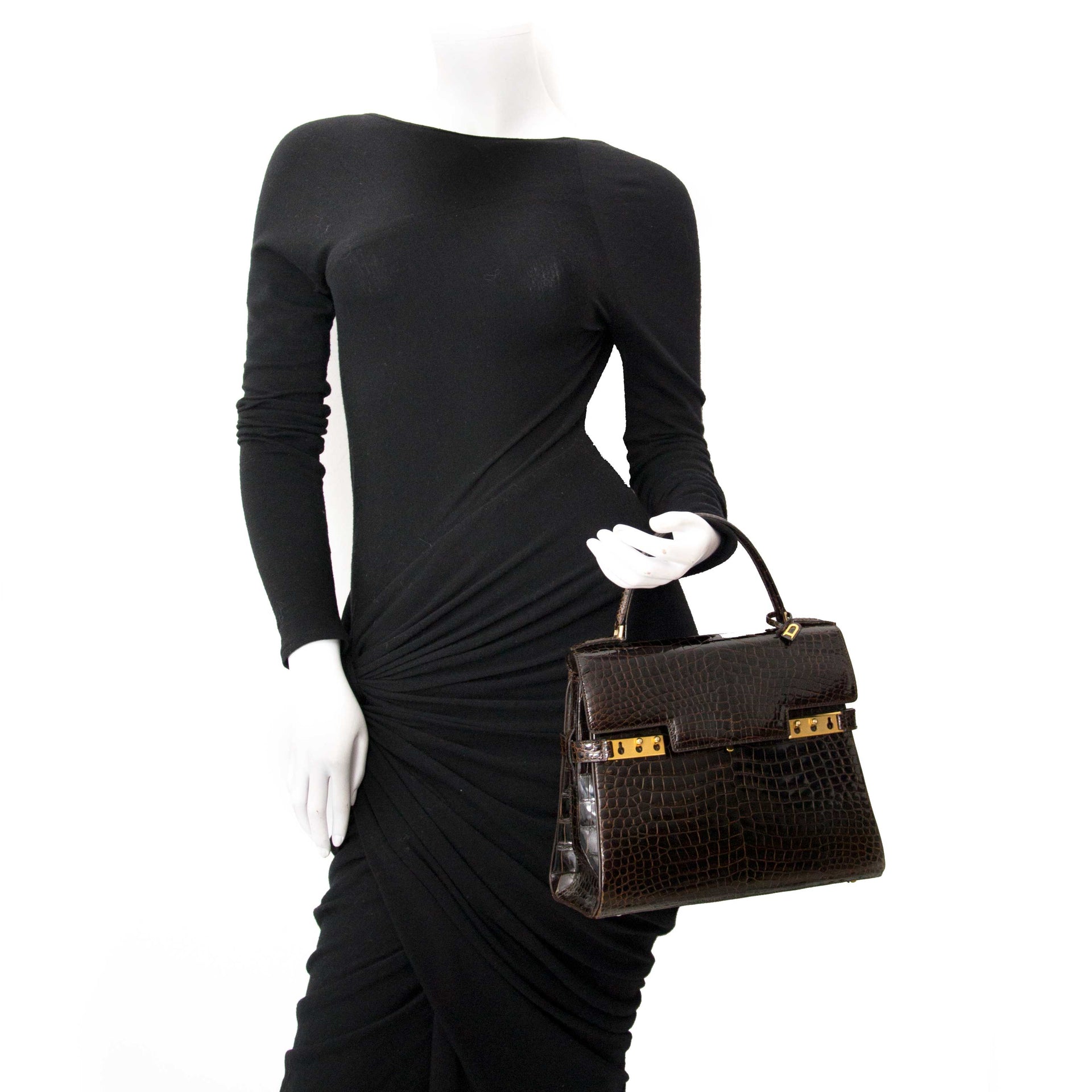 zoek jij online an de beste prijs Delvaux Tempete PM Croc Brown